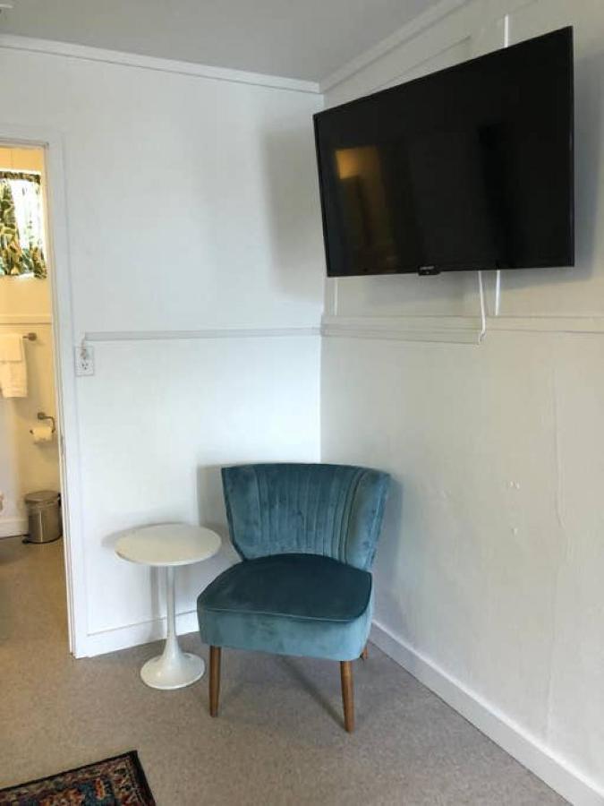 Back Room 1 Of 5 Downtown Alpine Luaran gambar